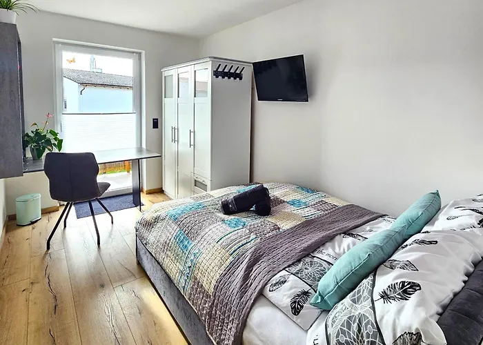 Private Room's Aitrach, Style, Comfort, Quiet, Motorway Connection
